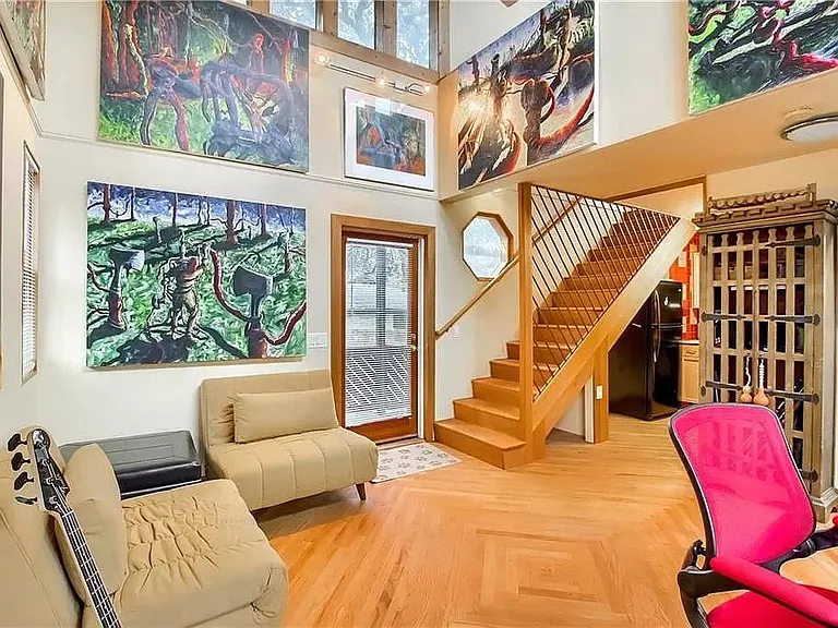 2401 Euclid Ave — Photo 11