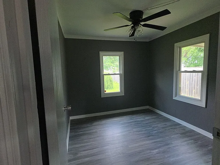 1324 Mary Ave — Photo 4