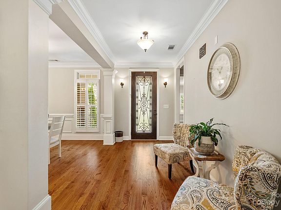 4th image of 7859 Oak Haven Ln