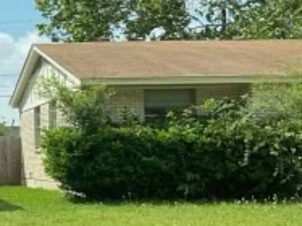 4026 Timberline Dr, Garland, TX 75042