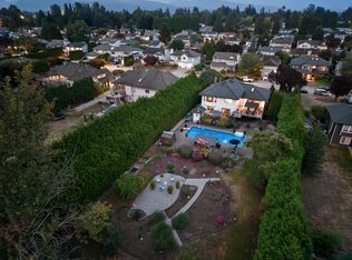 12359 188th St, Pitt Meadows, BC V3Y 2G8