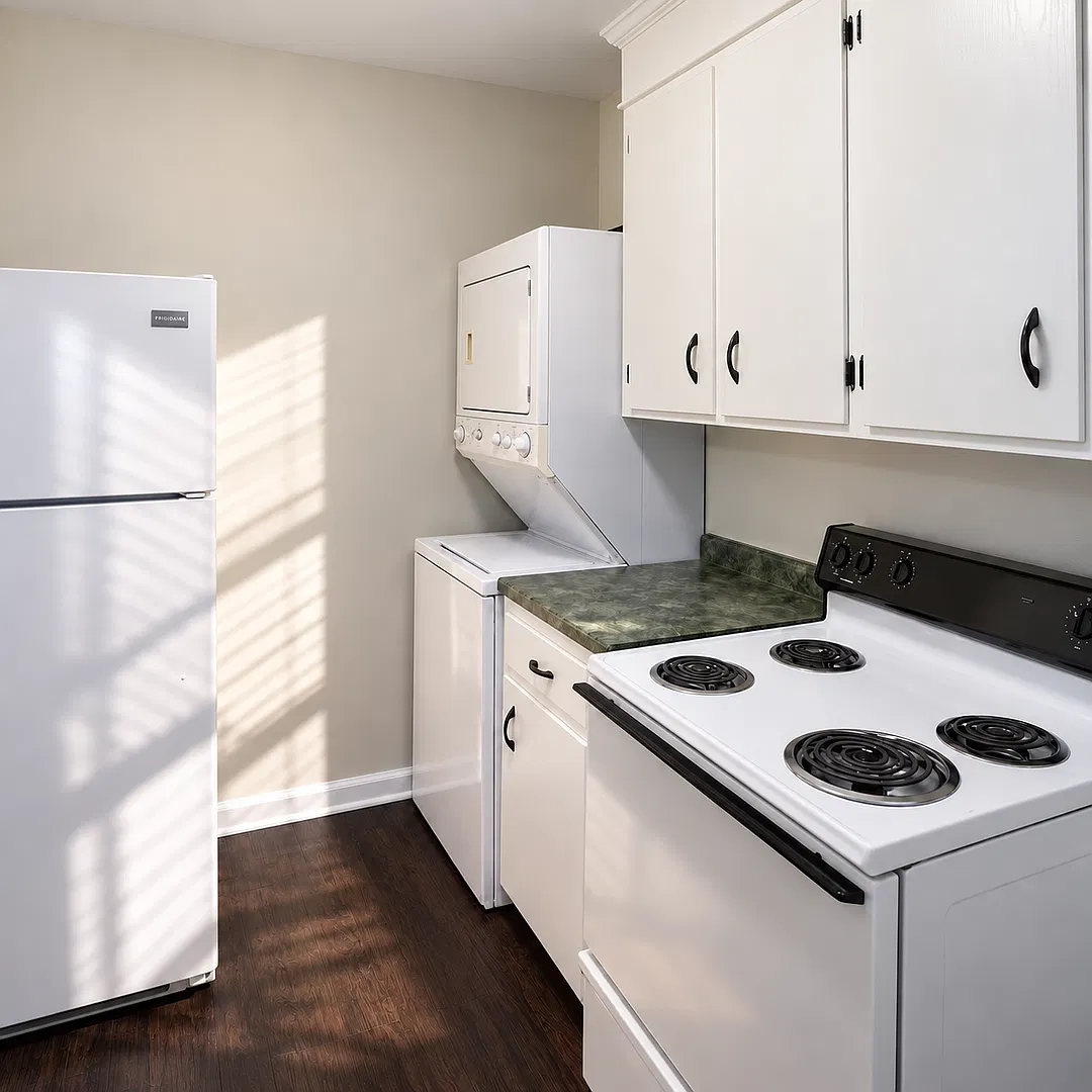 Quaint Downstairs 2BR/1BA in Ardsley! — Photo 1