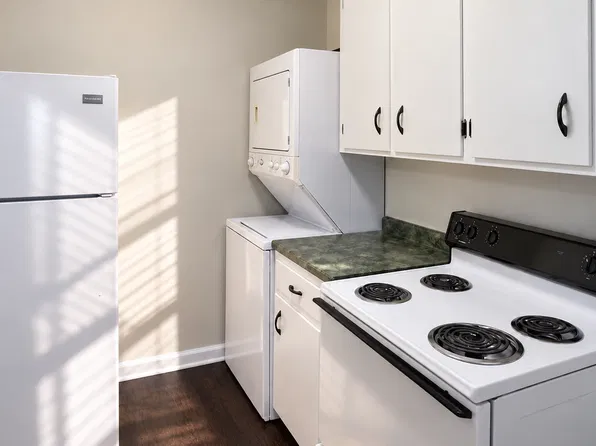 3 E 65th St #2, Savannah, GA 31405