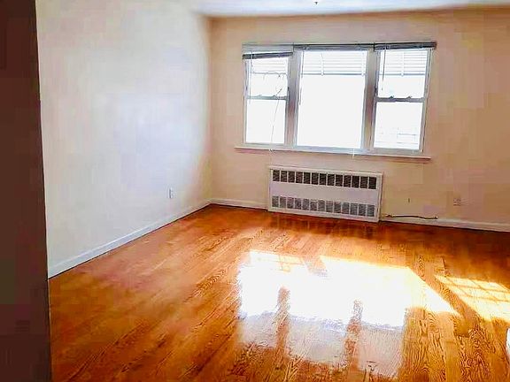 4th image of 218-05 64th Ave Floor 3