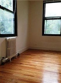3rd image of 461 Saint Johns Pl APT 2R