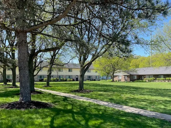 Park Place Apartments, 15529 Plaza South Dr #1508, Taylor, MI 48180