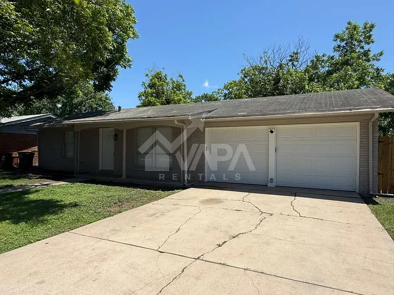 4938 Bernadine Dr — Photo 2