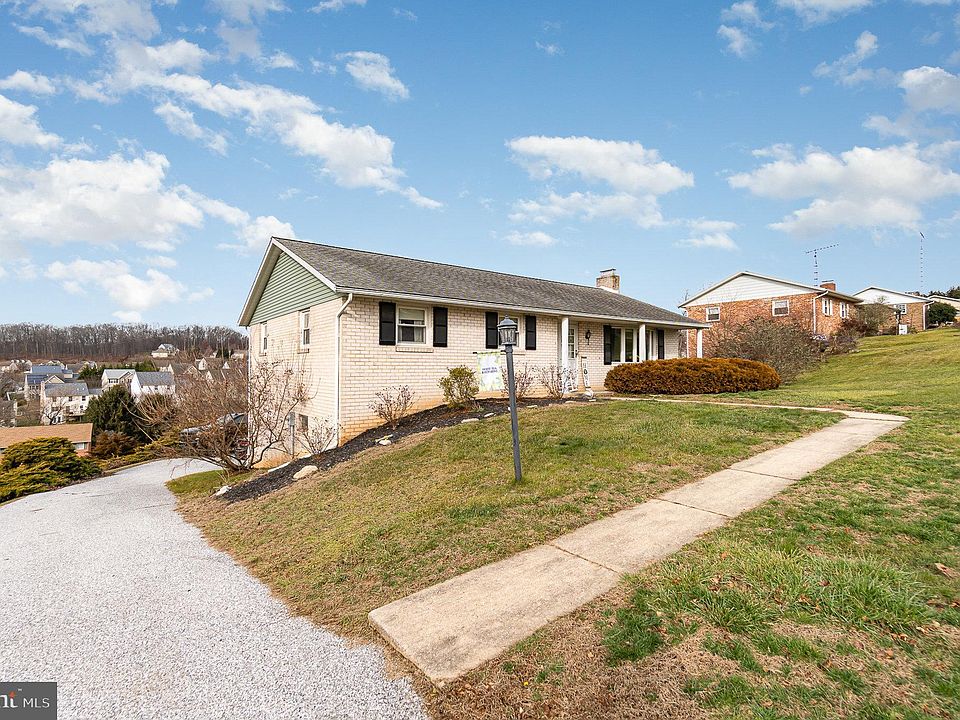 23 Hillside Dr, Jacobus, PA 17407 Zillow