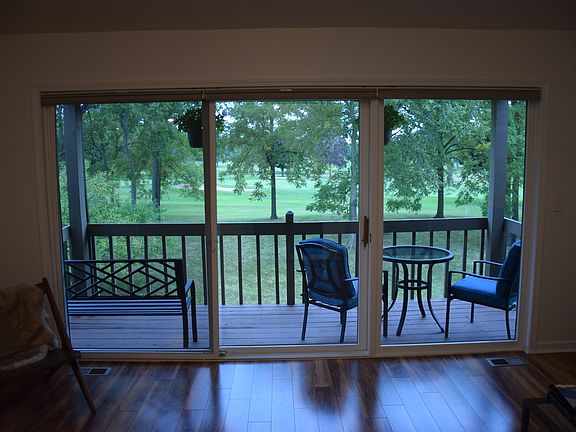 5th image of 9944 Hawthorne Glen Dr #78