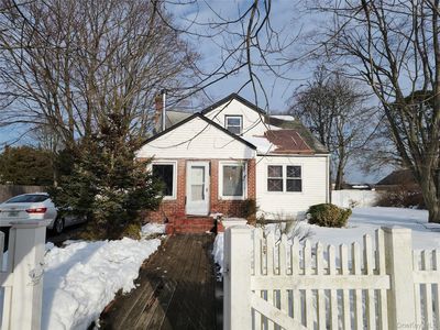 34 Pineview Boulevard, Central Islip, NY, 11722