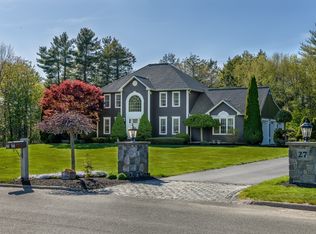 27 Vista Cir, Rutland, MA 01543