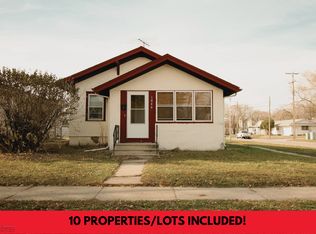 1044 16th St N, Fargo, ND 58102