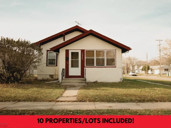 1044 16th St N, Fargo, ND 58102