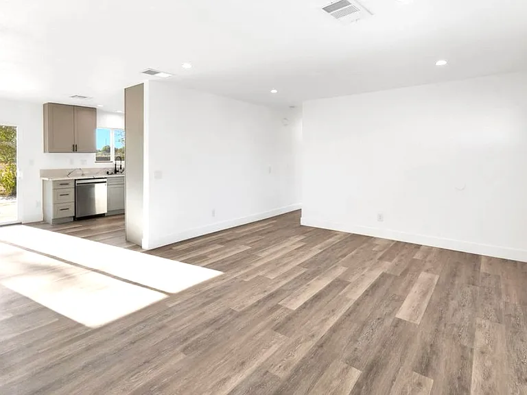 17368 Sweetaire Ave — Photo 6