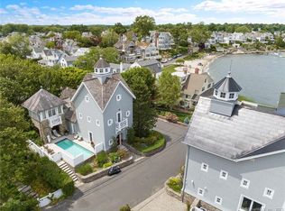 2 Rocky Point Rd, Norwalk, CT 06853