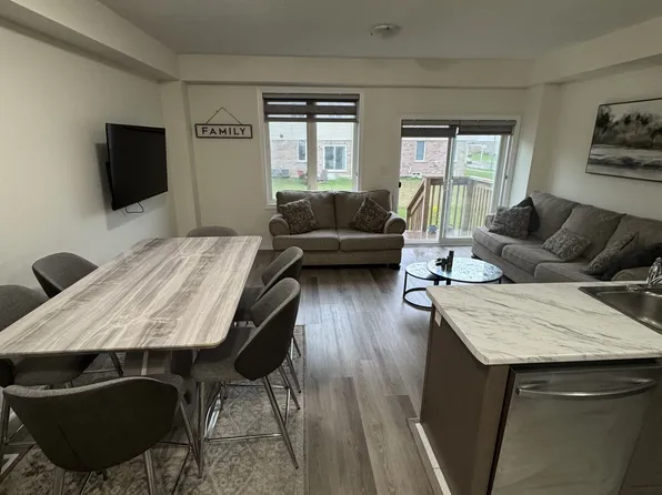 76 Pinot Cres, Hamilton, ON L8E 0J9
