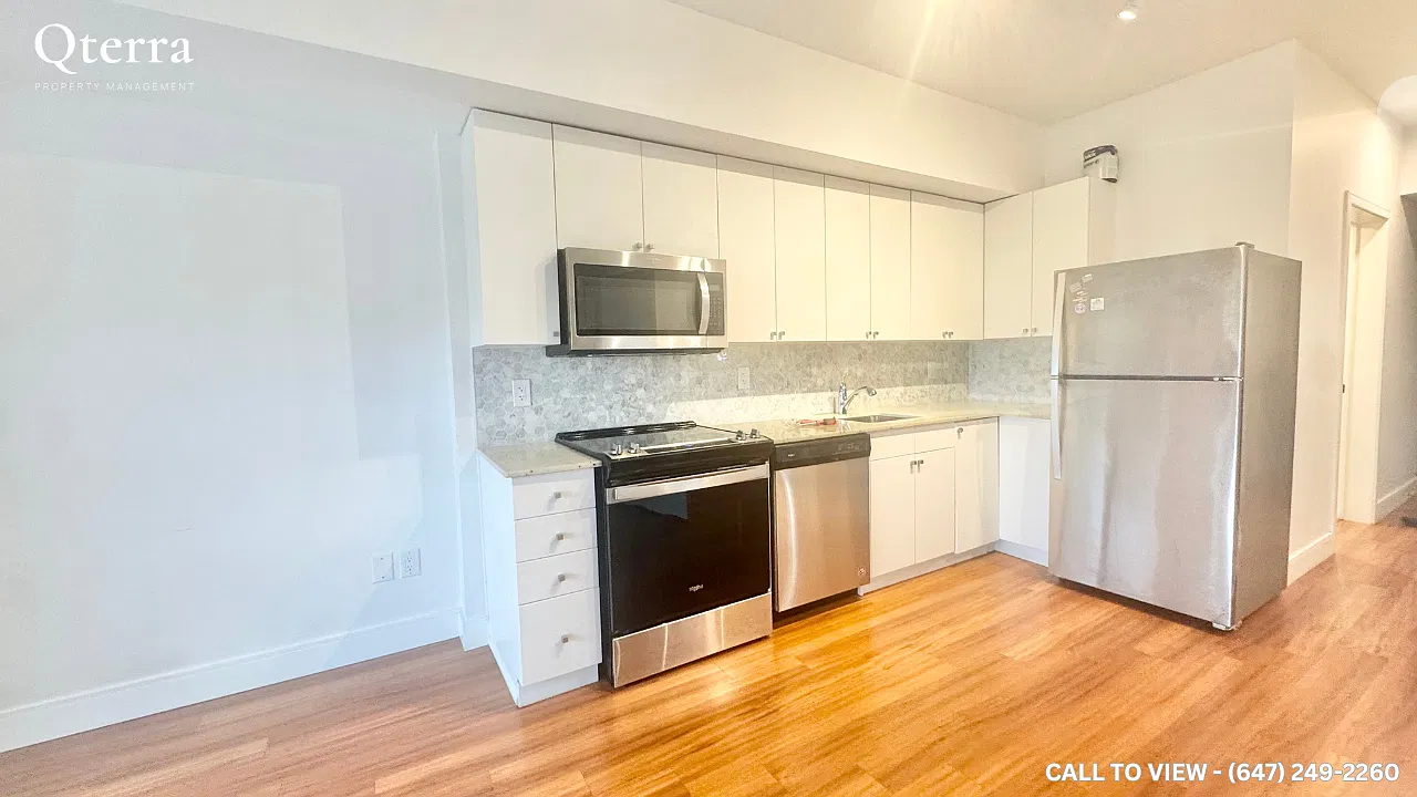 2 bed, 734 sqft, $1,695 — Photo 2