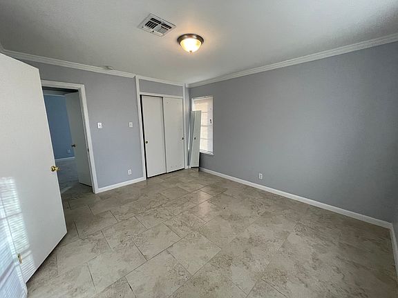 5th image of 4830 French Dr