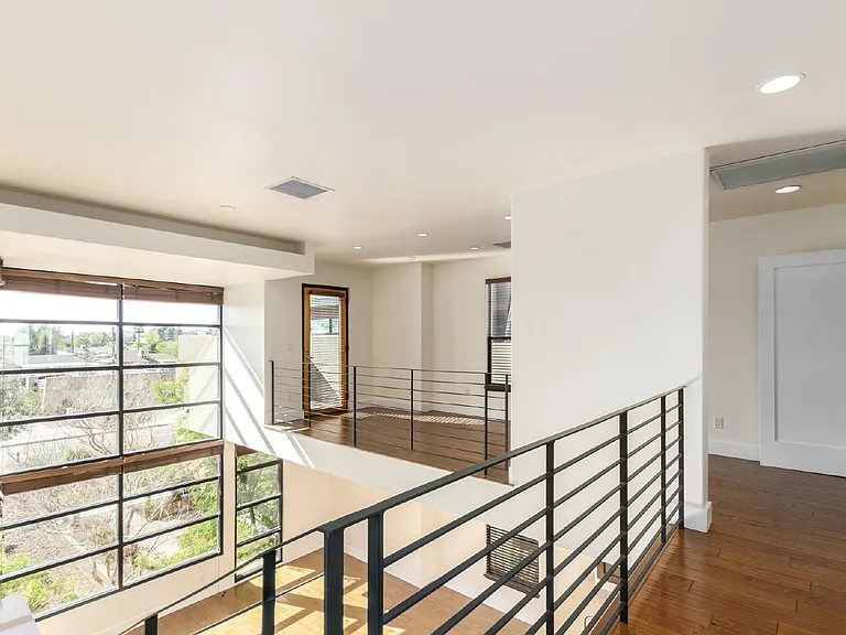 1300 W 5th St #1005 — Photo 18