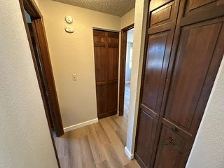 2653 Erin Way — Photo 11