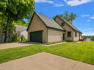 7892 Spencer St, Coloma, MI 49038