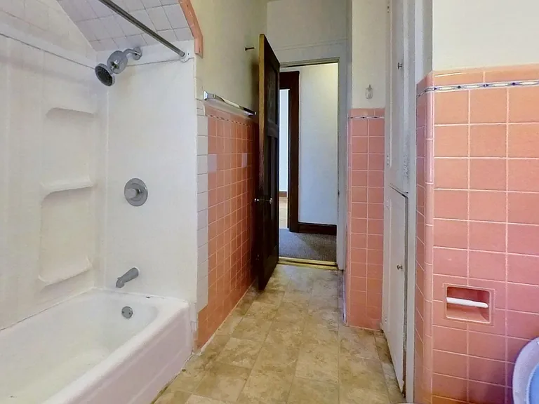 111 E Gorham St #1 — Photo 3