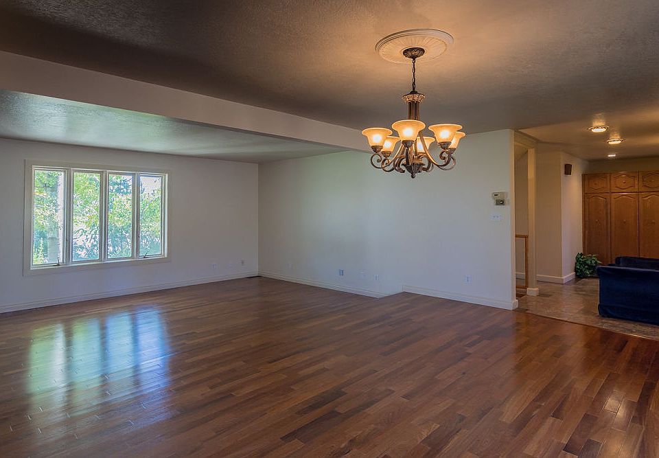 1st image of 2125 Westview Ave