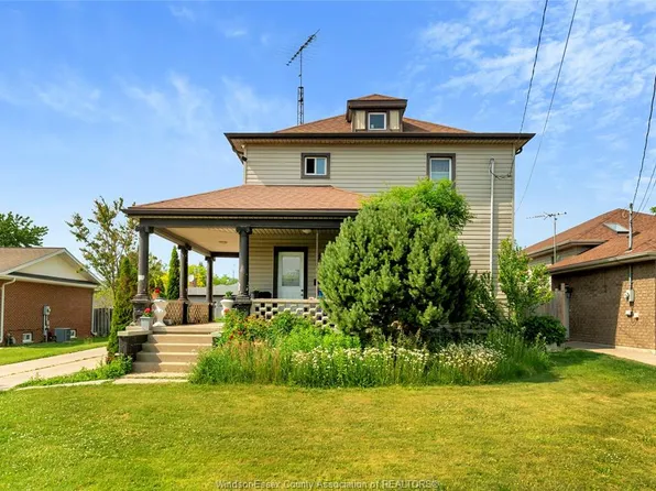 101 Oak St E, Leamington, ON N8H 2C7