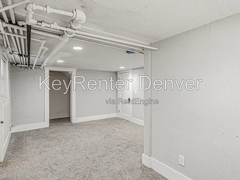945 N Washington St #100 — Photo 38