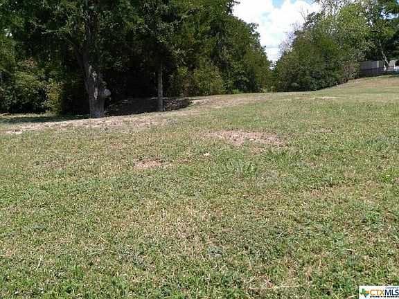 3rd image of 201 Turtle Creek Dr