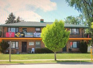 2032 S Oneida St, Green Bay, WI 54304