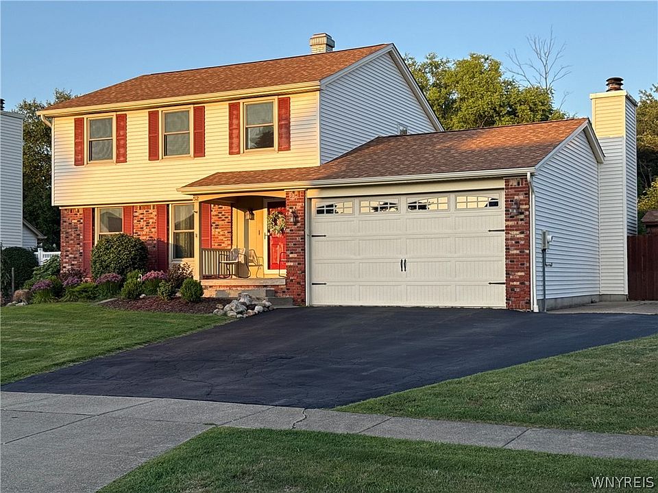 1st image of 52 Cedar Ridge Dr