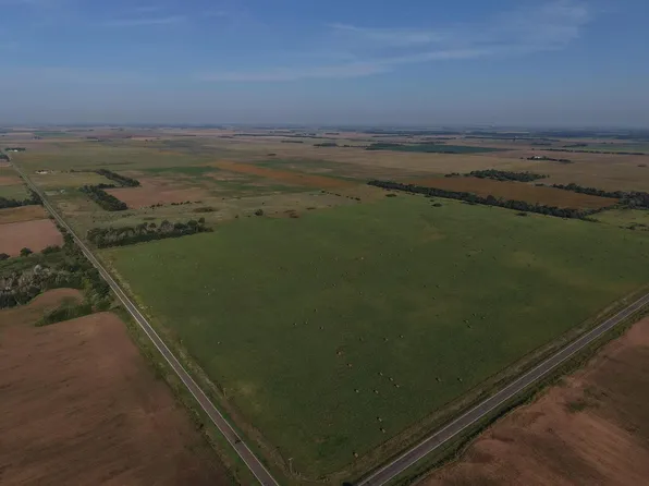 0 NE 110th St, Turon, KS 67583