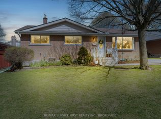 290 Glen Castle Rd, Kingston, ON K7M 4N8