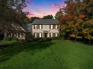 1610 Flowers Mill Dr NE, Grand Rapids, MI 49525