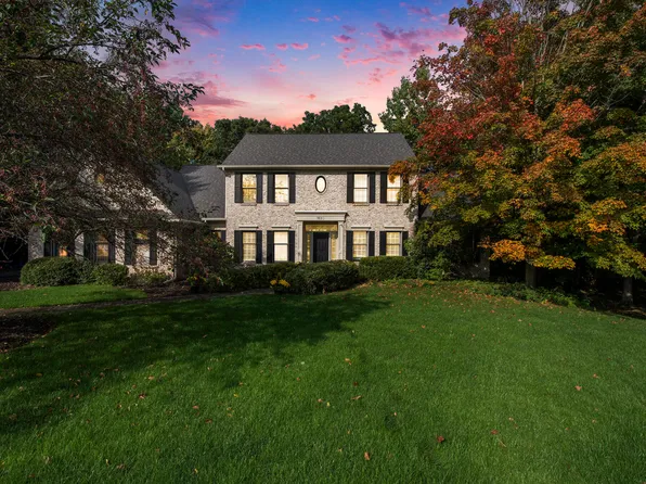 1610 Flowers Mill Dr NE, Grand Rapids, MI 49525