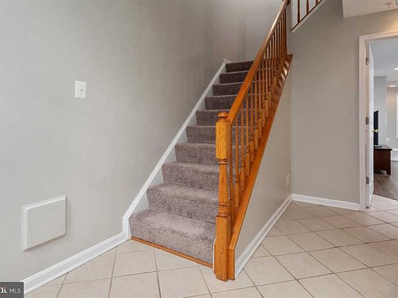 5th image of 2433 Jostaberry Way