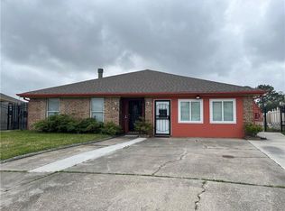 120 Morrison Ct, New Orleans, LA 70127