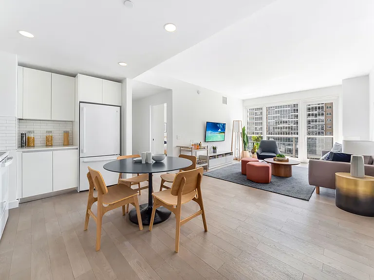 Newport Rentals — Photo 296