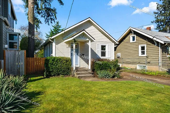 1 bed, 1.0 bath, 480 sqft, $1,695 — Photo 1