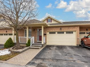 877 Wentworth St #6, Peterborough, ON K9J8R7