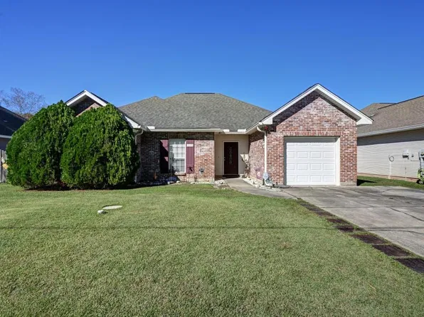 2368 Soult St, Mandeville, LA 70448