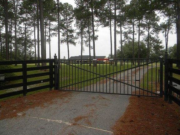 2nd image of 17509 Adel Hwy