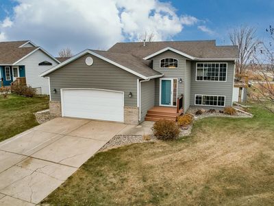 3602 Inwood Ct, Spirit Lake, IA, 51360
