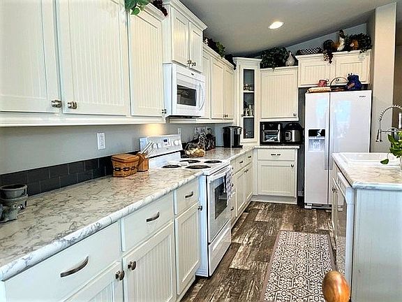 5th image of 3900 S Avenue 8 E #139