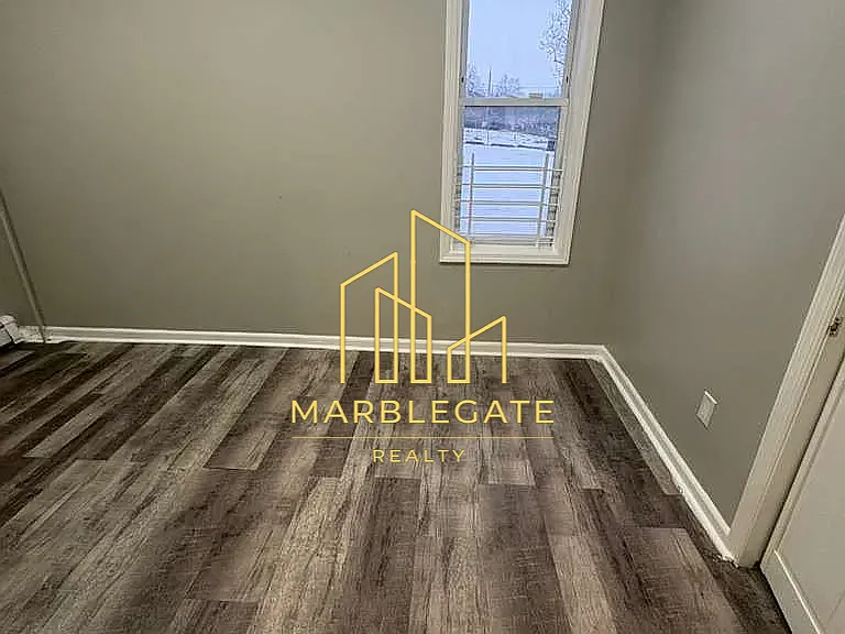 367 Morris Ave #22 — Photo 12