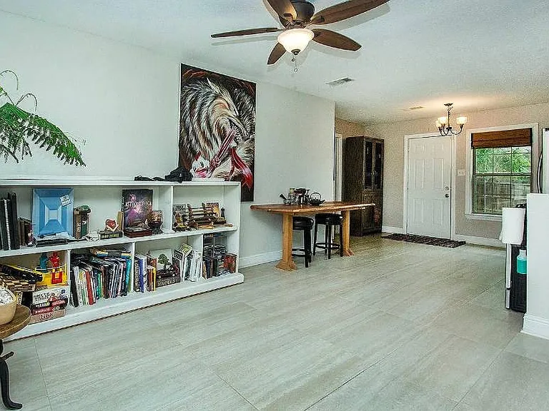707 Sam Buffington — Photo 18