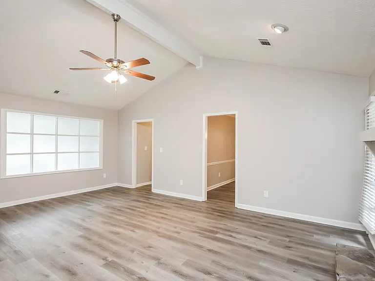 1882 Falcon Wood Dr NE — Photo 6