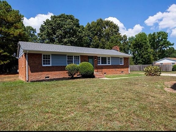 2nd image of 10210 Hollyberry Dr