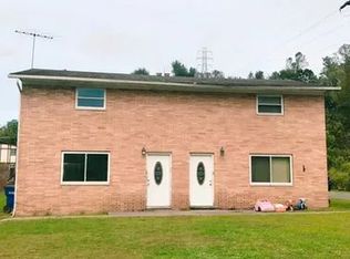 121 Meadow Ln #B, South Pt, OH